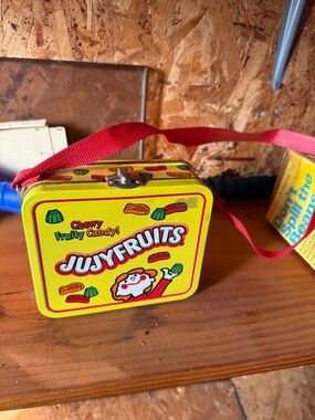 90s jelly fruit lunch tote